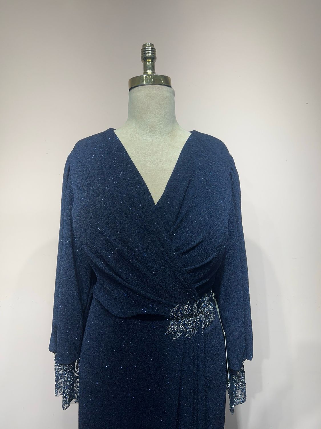Vestido largo color azul Navy talla 52