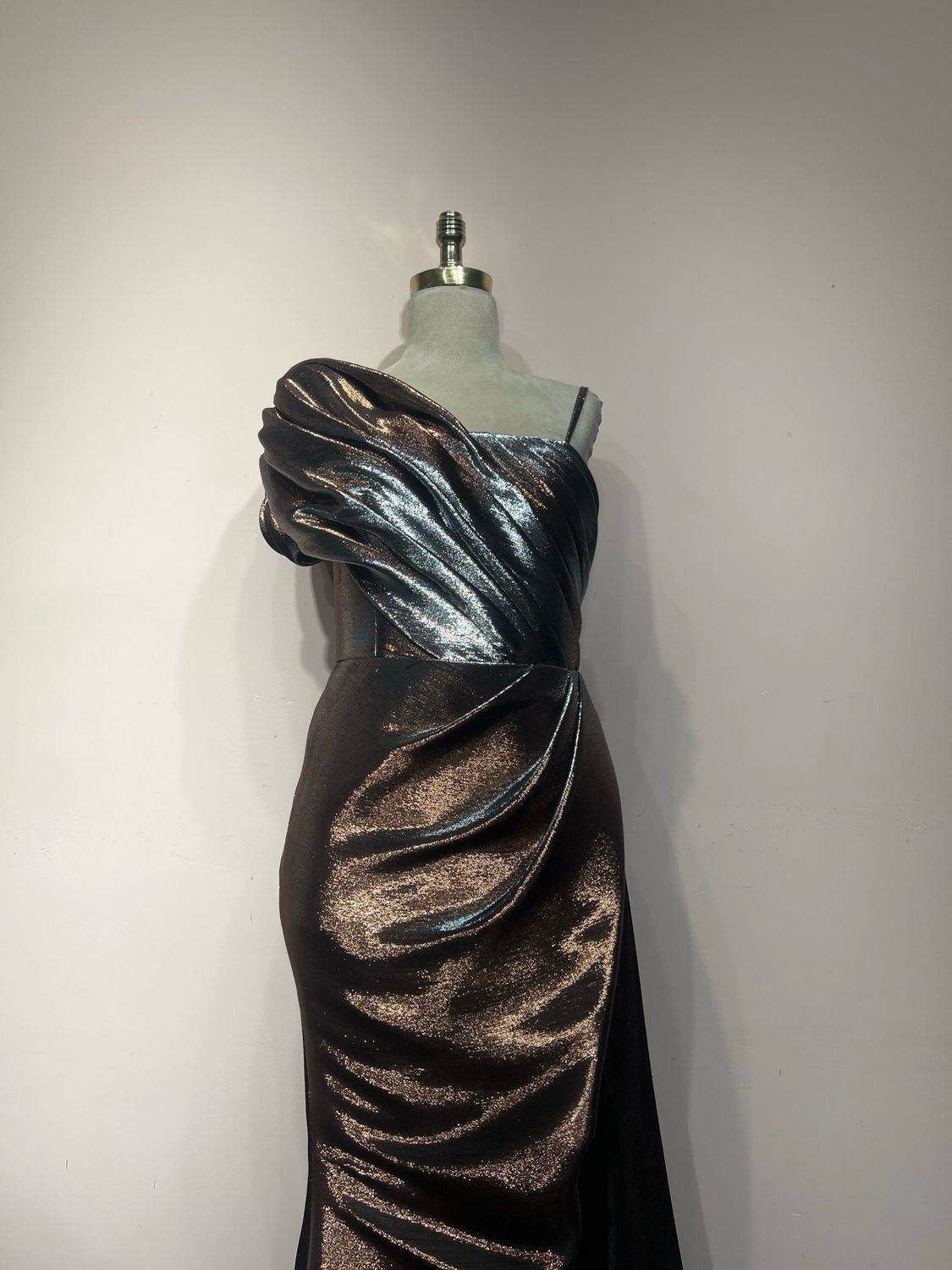 Vestido largo - Dorado - talla 42