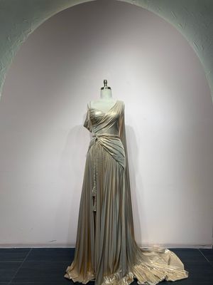 Vestido largo - Dorado - talla 40