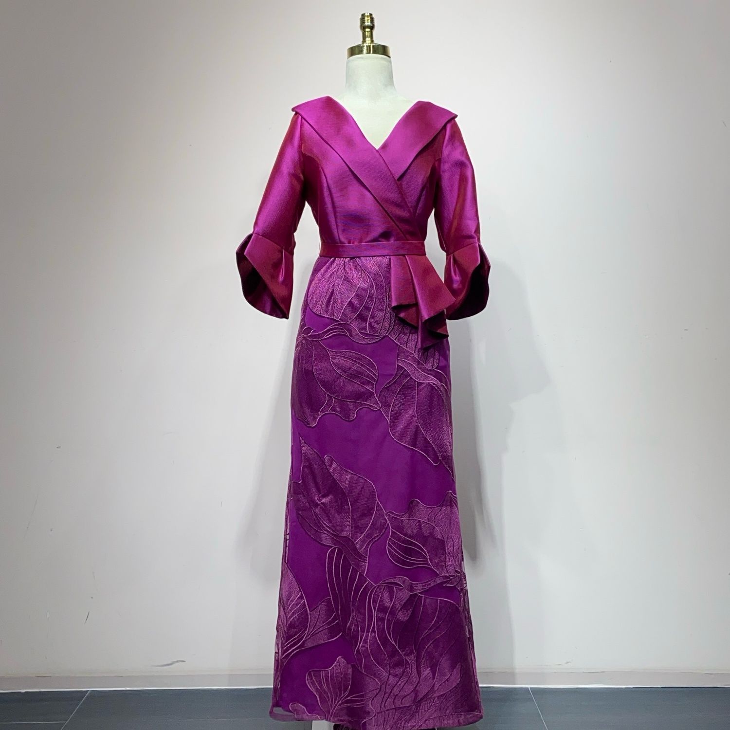 Vestido Largo Color Violeta Talla 44/12