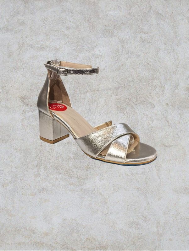 Sandalia Baja color Silver