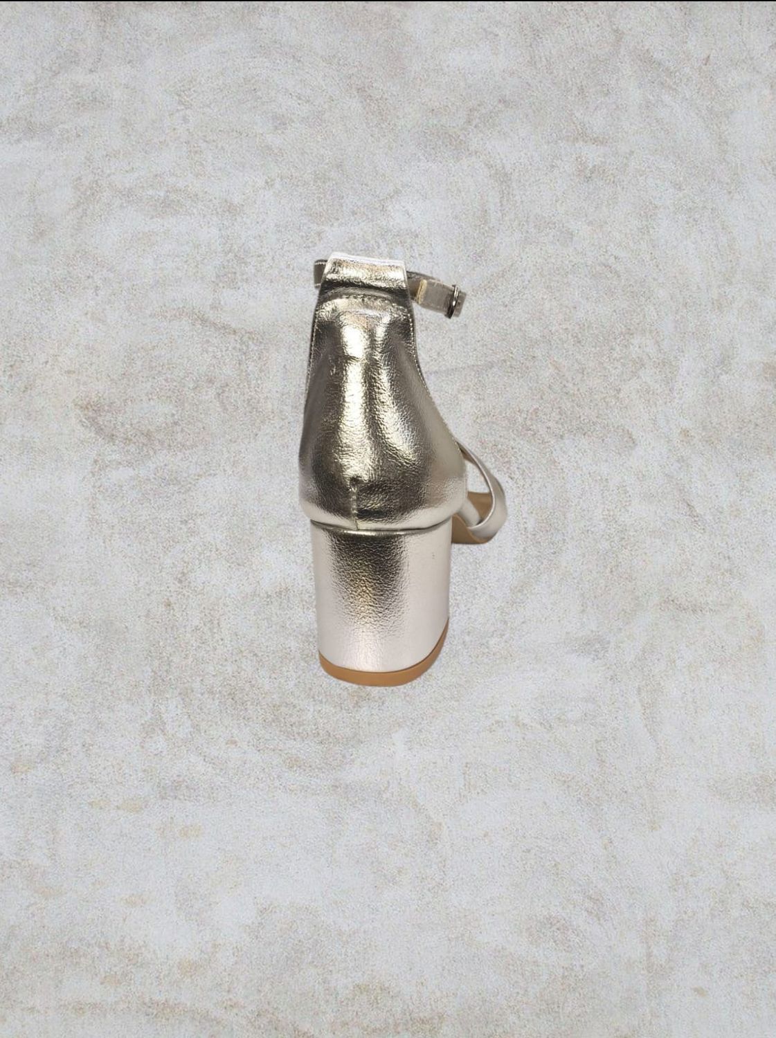 Sandalia Baja color Silver