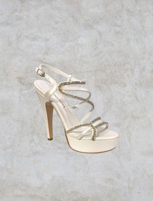 Sandalia Alta de tiras- Blancos