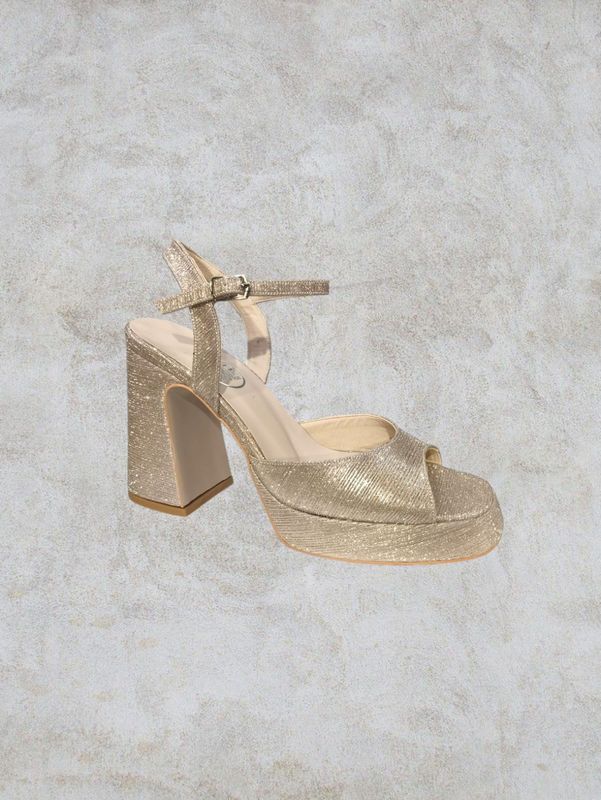 Sandalia alta - Dorada