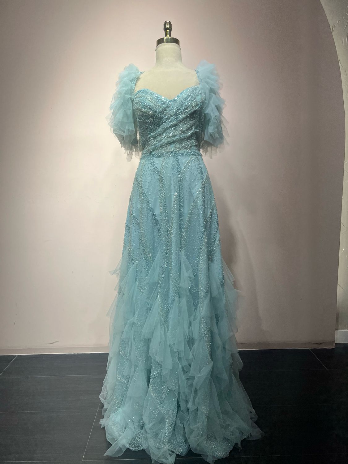 Vestido largo celeste talla 14.                                       BL16A631