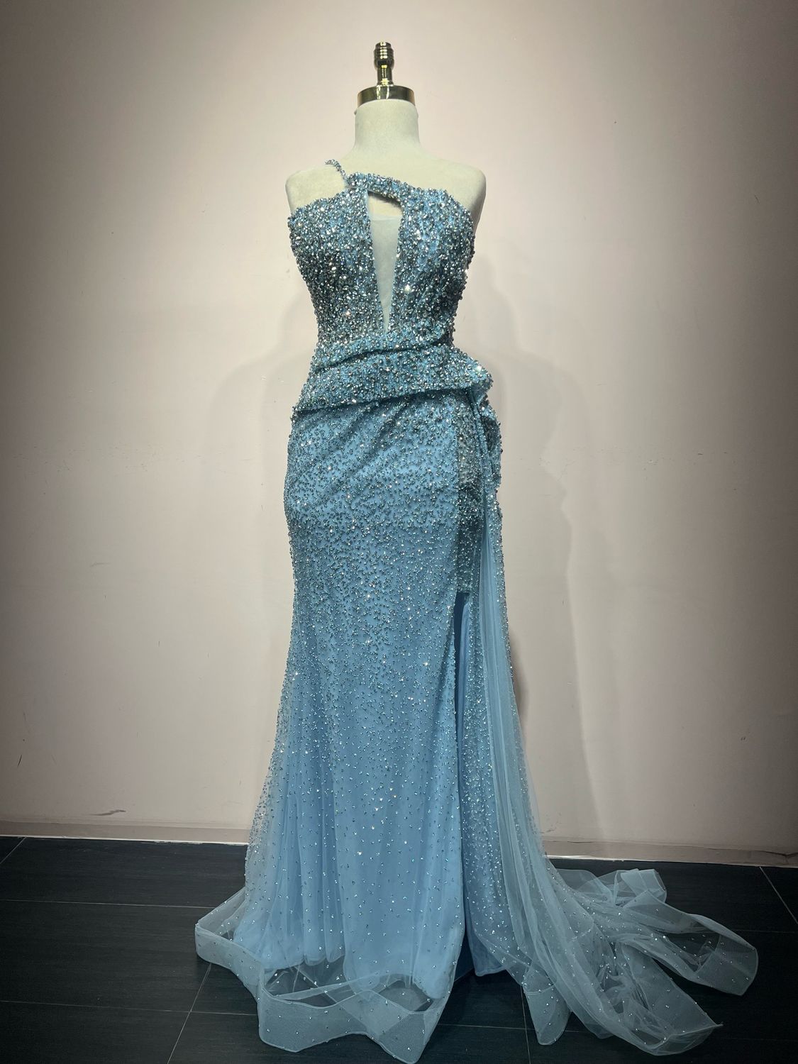 Vestido largo azul talla 10. CW60183