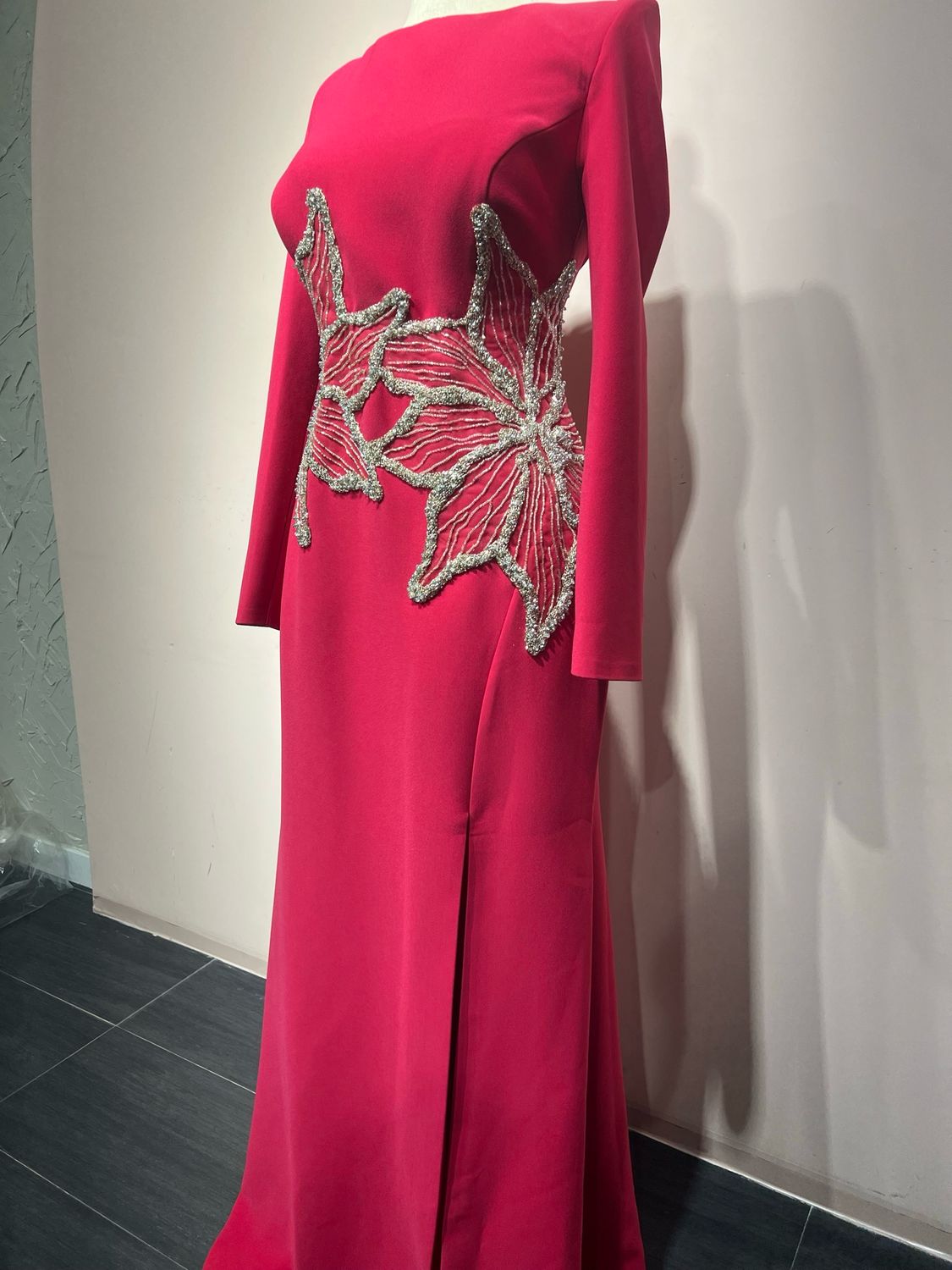 Vestido largo magenta talla :46