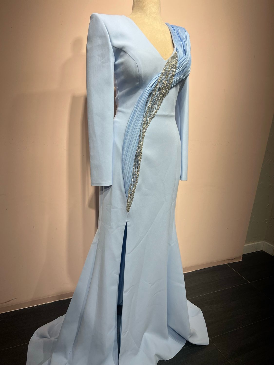 Vestido largo celeste talla:40