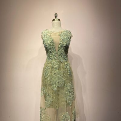 Vestido corto beige talla:42