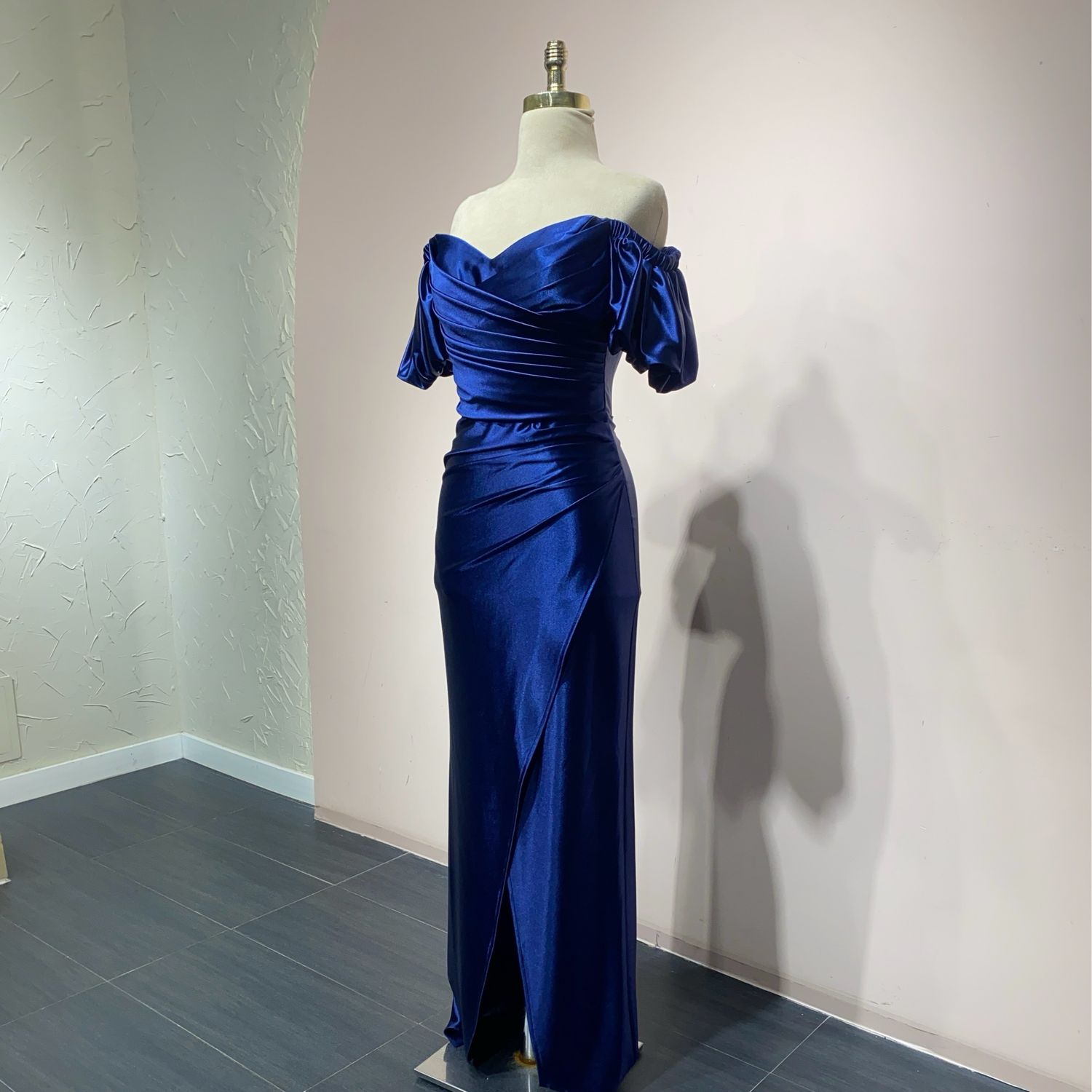 Vestido largo azul Navy talla :2 Vestido largo azul Navy talla :2