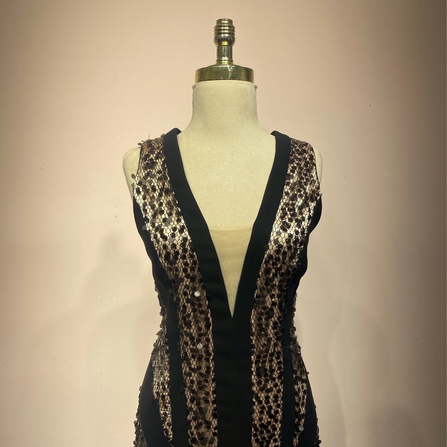 Vestido largo negro beige talla: 48