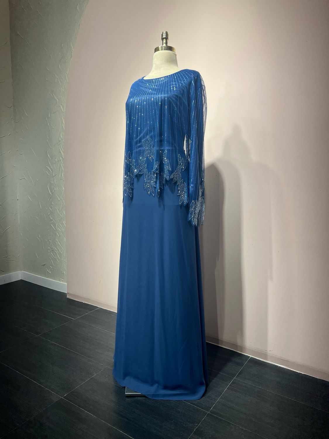 Vestido largo ÍNDIGO Talla: 46 Vestido largo ÍNDIGO Talla: 46