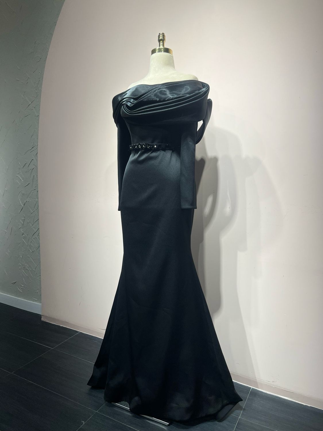 Vestido largo EBONY SATIN Talla: 42