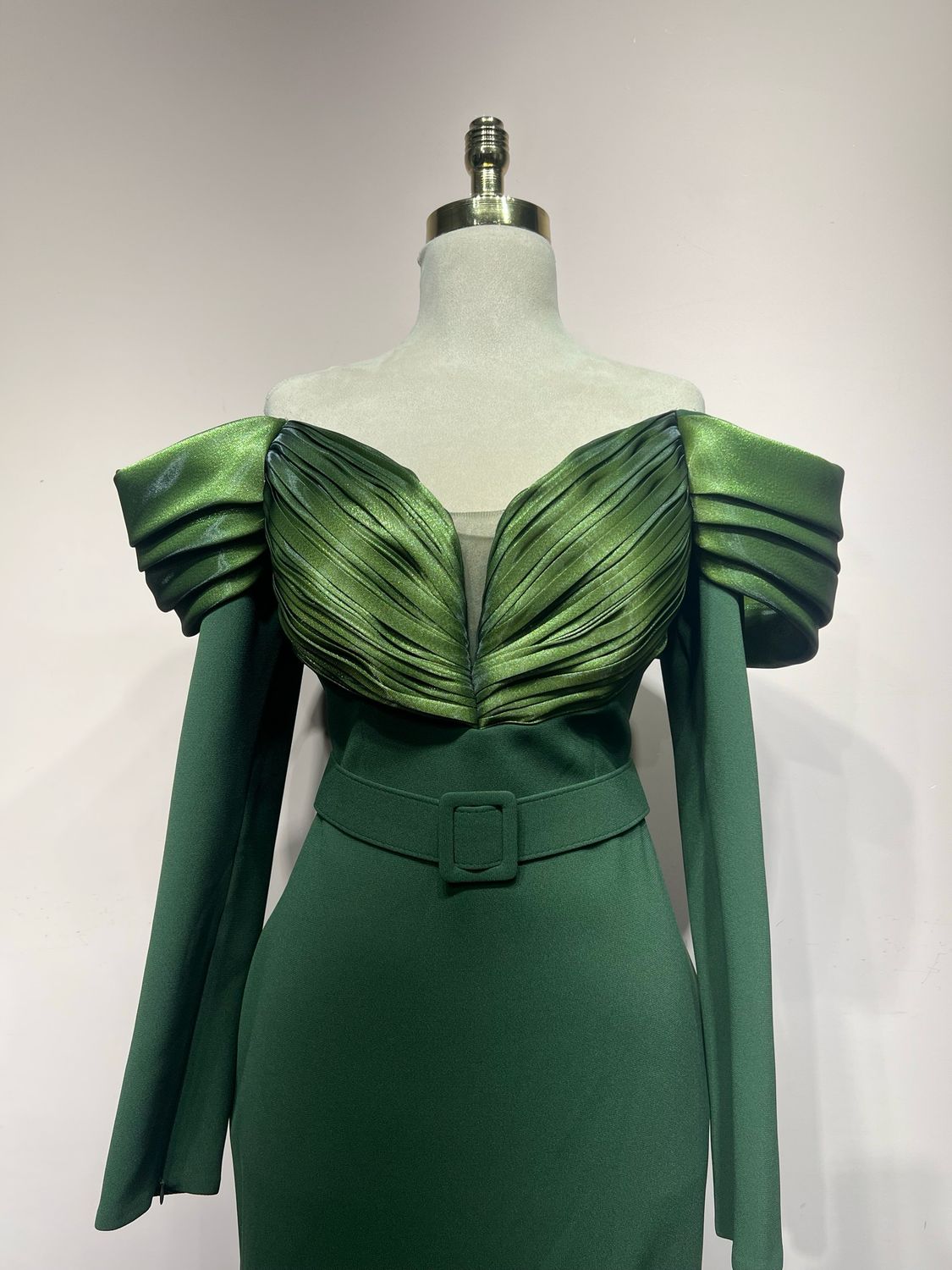 Vestido largo VERDANT Talla: 44 Vestido largo VERDANT Talla: 44