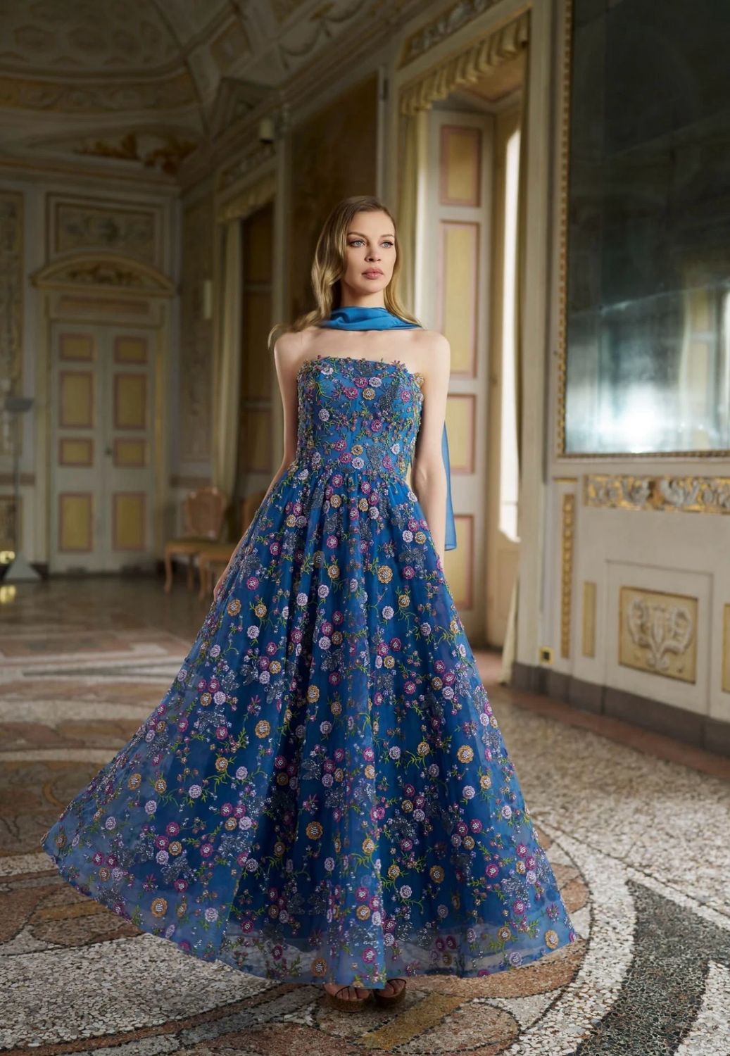 Vestido corto - Azul - talla de diversas tallas