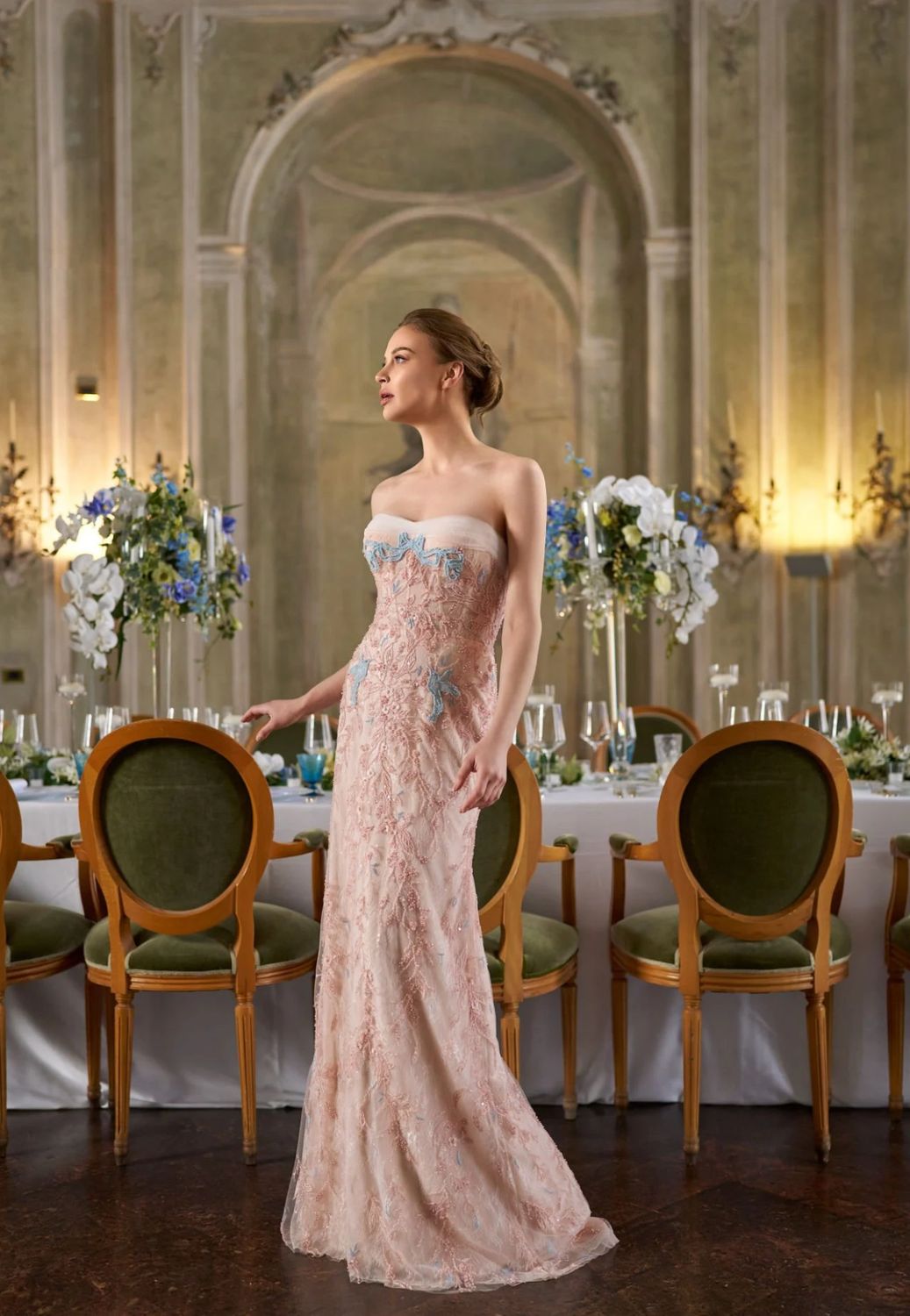 Vestido sirena con capa talla 44