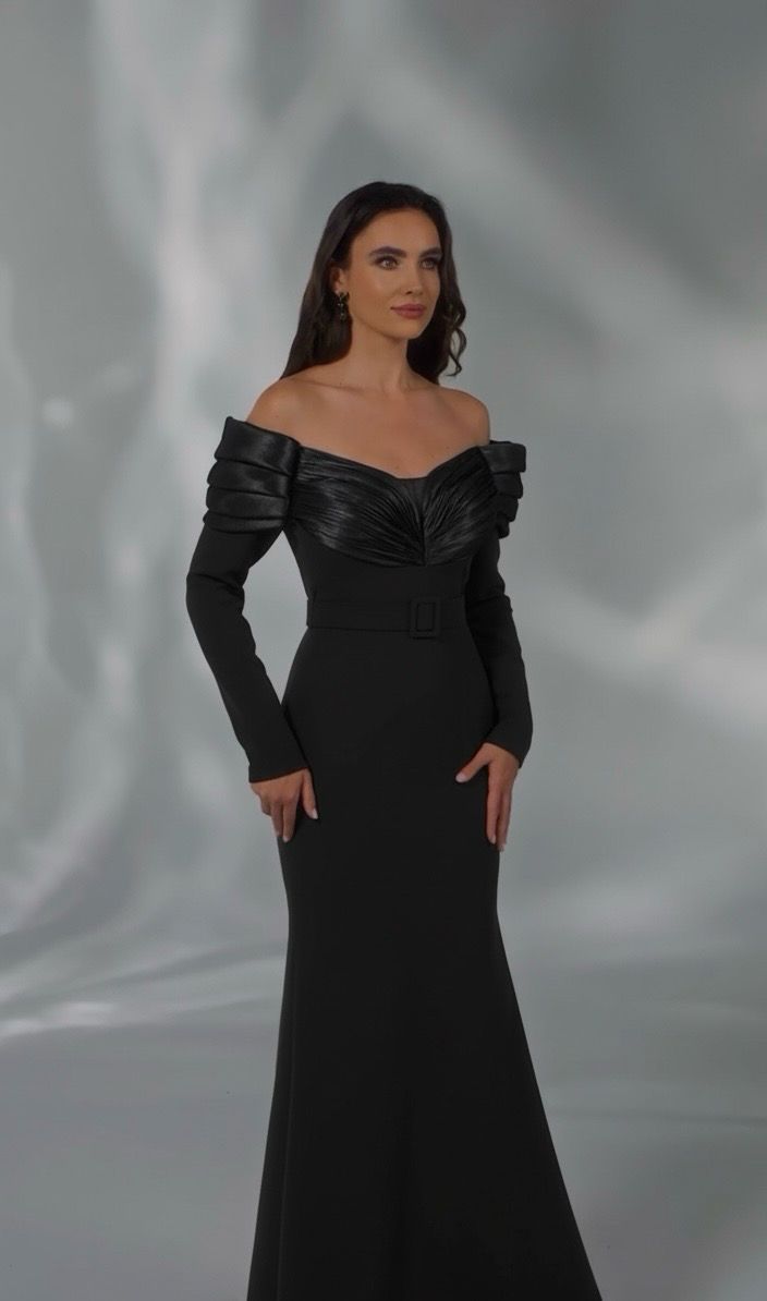 Vestido largo BLACK SATIN Talla: 42