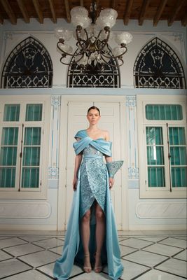 VESTIDO CORTO - CELESTE - TALLA 44