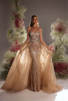 Vestido largo - Dorado - talla 16