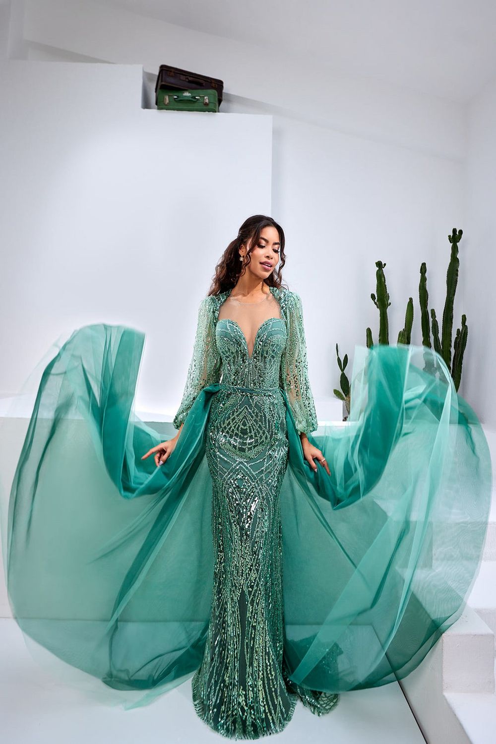 Vestido turquesa sirena con sobrefalda talla 50/18