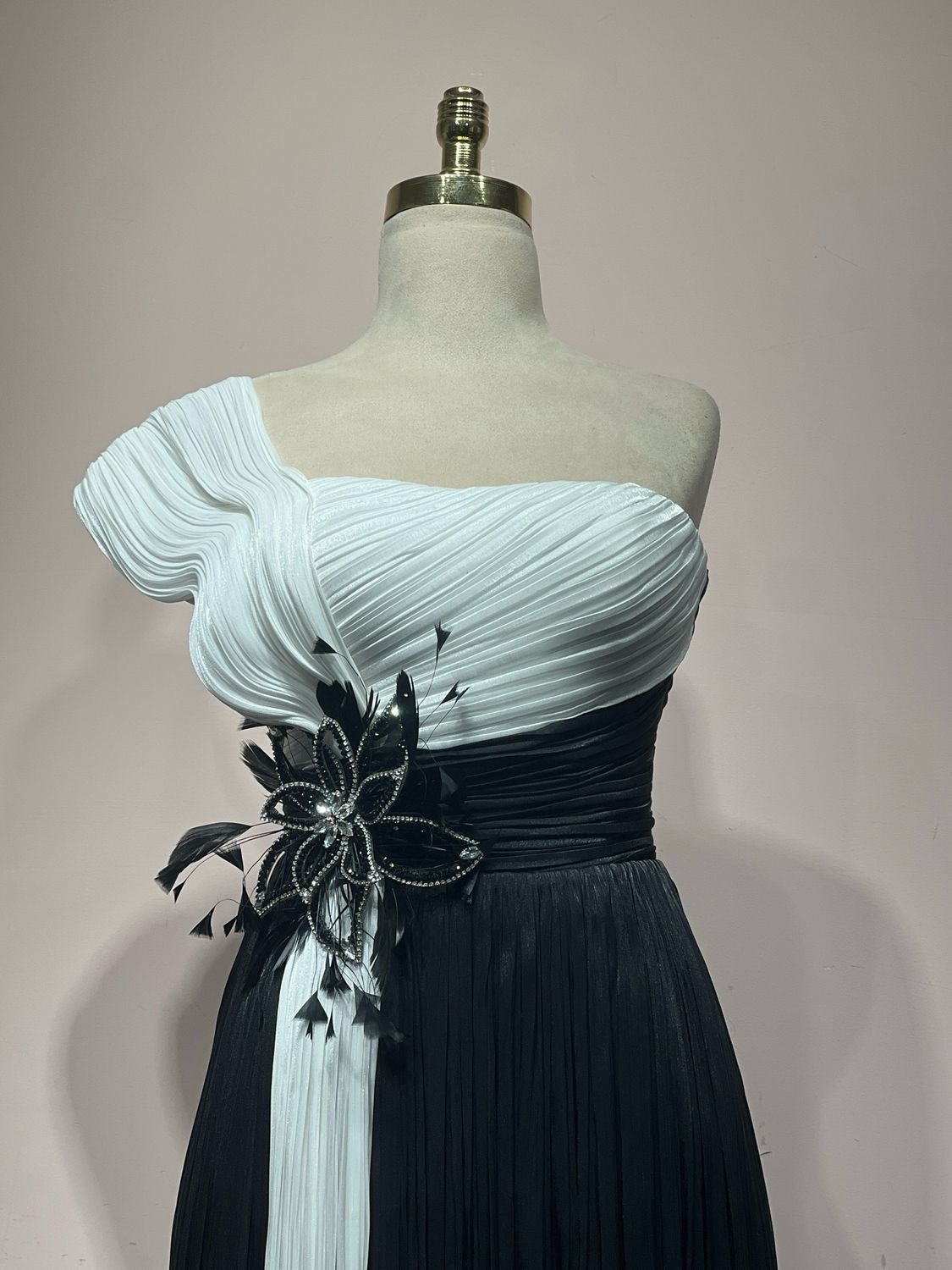 Vestido Largo Color Black/White Talla 40 Vestido Largo Color Black/White Talla 40