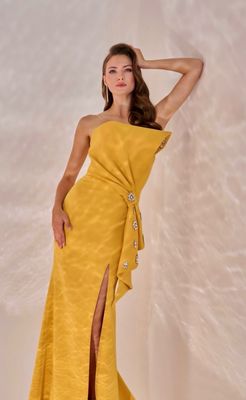 Vestido sirena amarillo mostaza talla 42/10