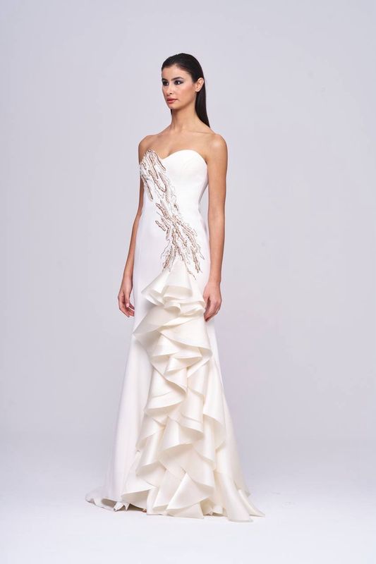 Vestido largo crema talla:46