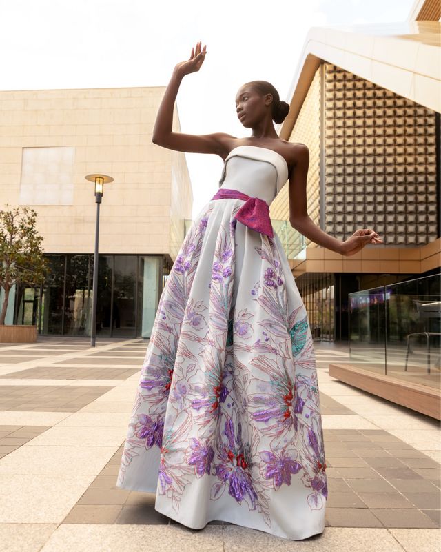 Long dress in	gray lilac,	size 	42