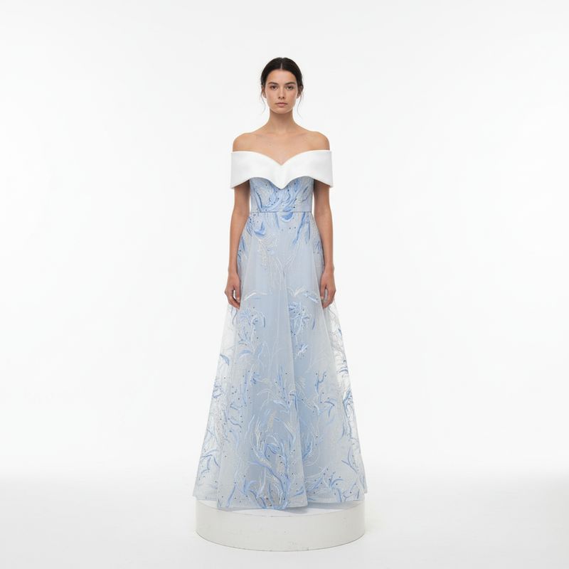 VESTIDO LARGO 	COLOR	CELESTE	TALLA:	46	EU	o	14	US