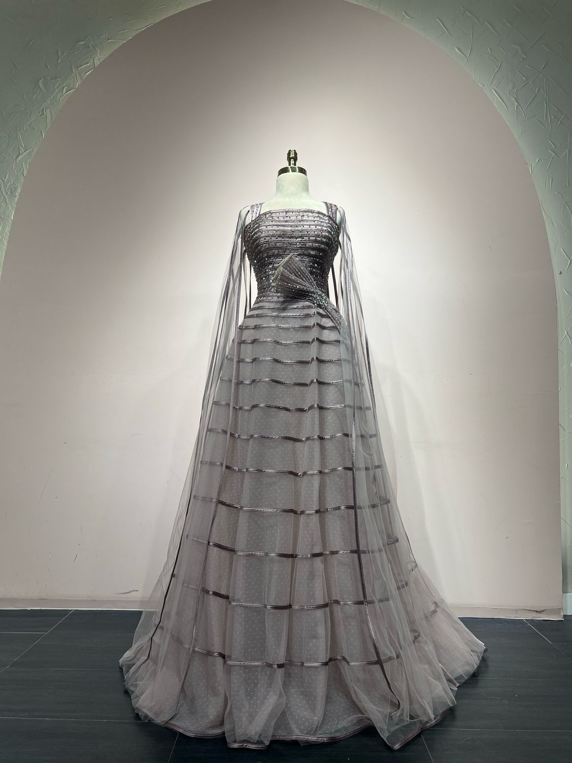 Vestido largo KHAKI Talla: 14 Vestido largo KHAKI Talla: 14