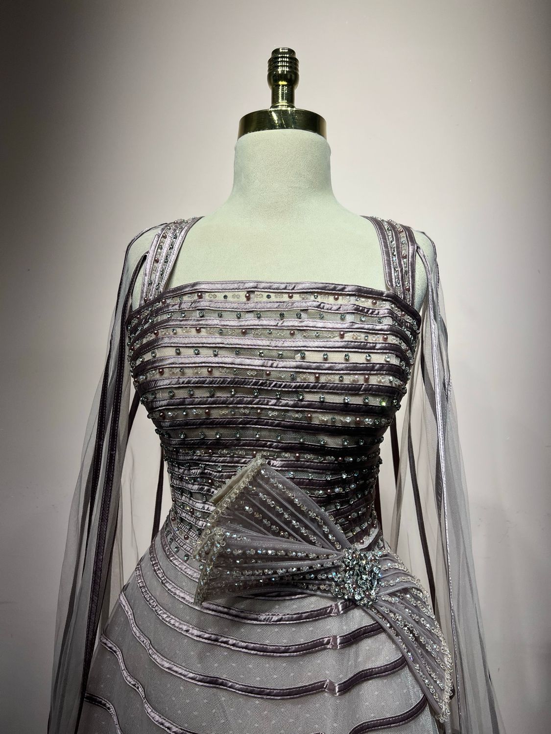 Vestido largo KHAKI Talla: 14 Vestido largo KHAKI Talla: 14