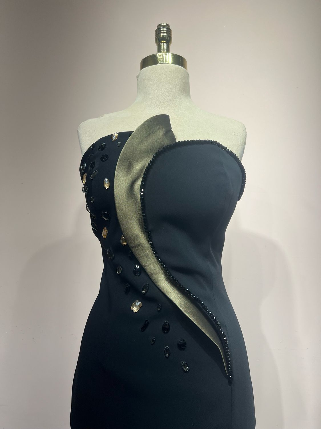 Vestido largo BLACK Talla: 42 Vestido largo BLACK Talla: 42