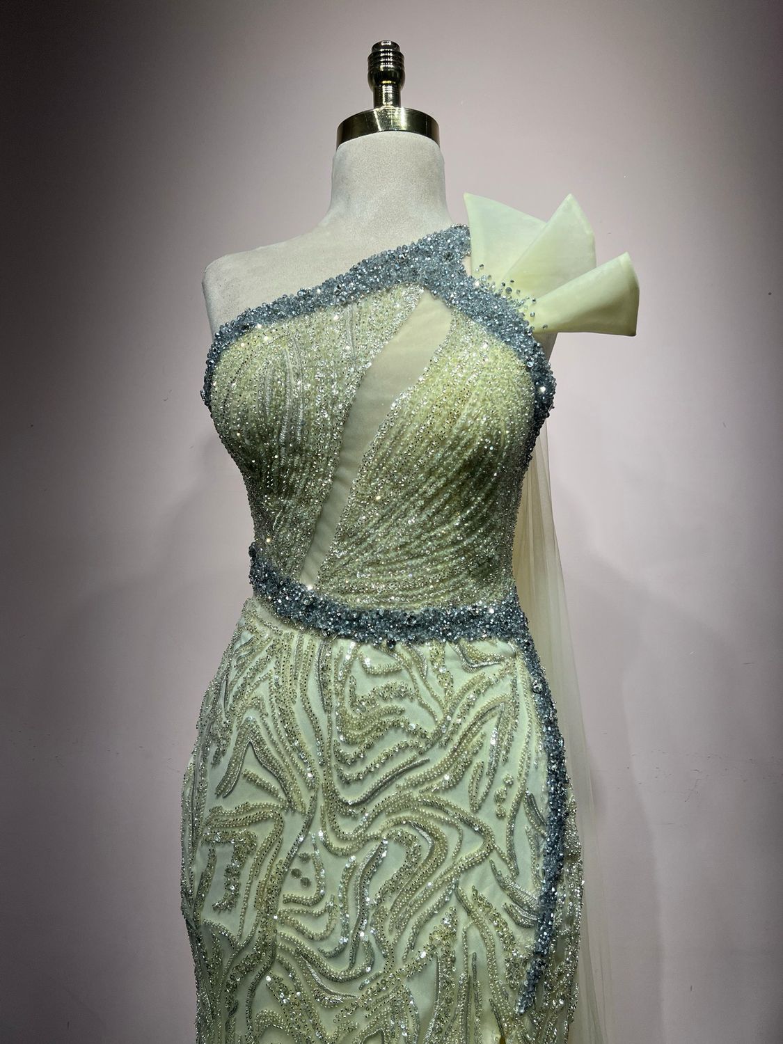 Vestido largo AMARILLO SILVER Talla: 10