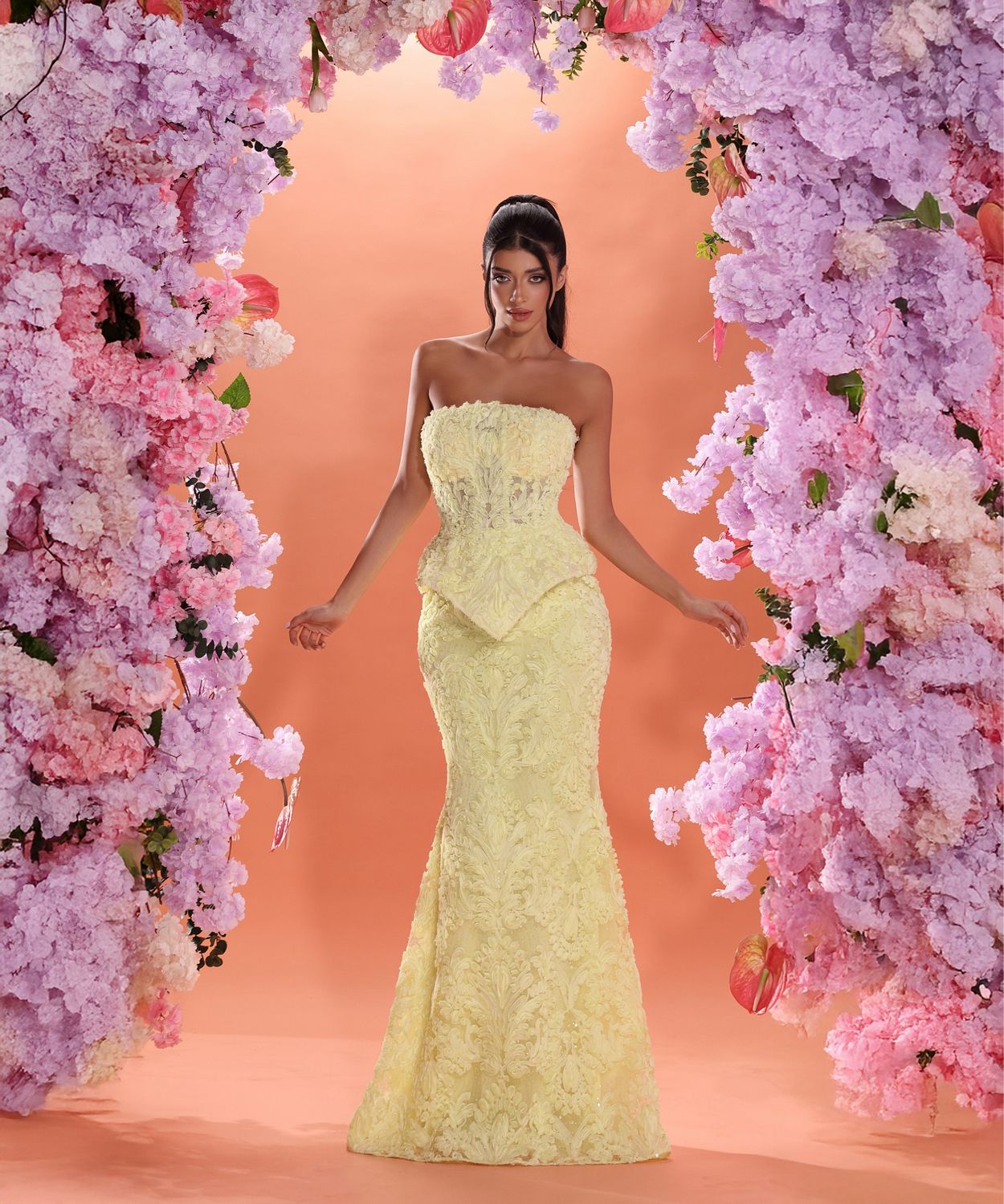 Vestido largo PALE YELLOW Talla: 40 Vestido largo PALE YELLOW Talla: 40