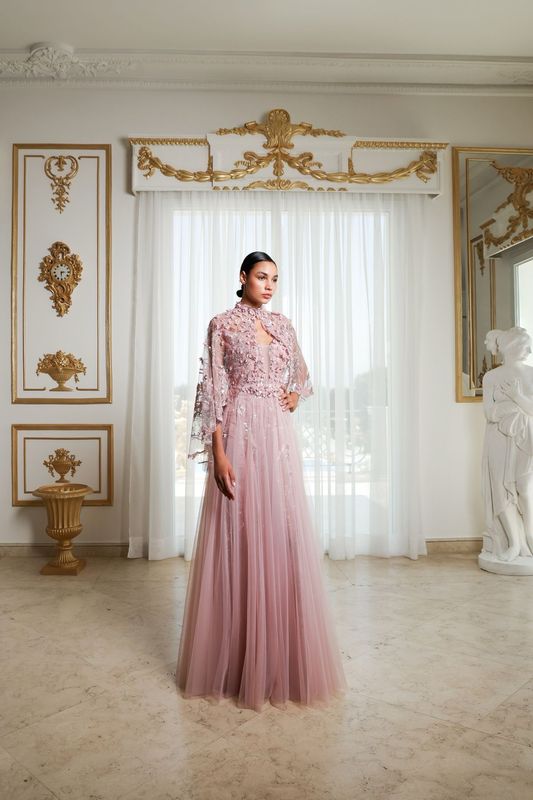 Long dress in	Light pink,	size 	46