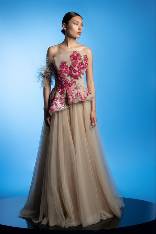 Long dress in	Nude,	size 	44