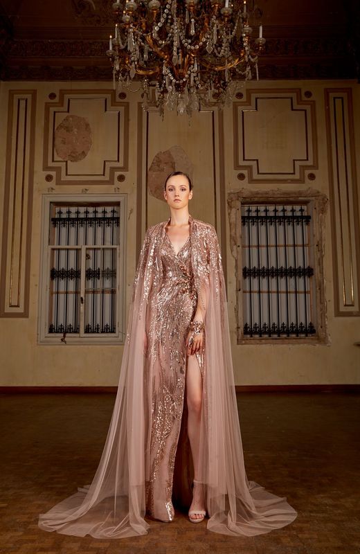 Long dress in	Rose gold,	size 	46