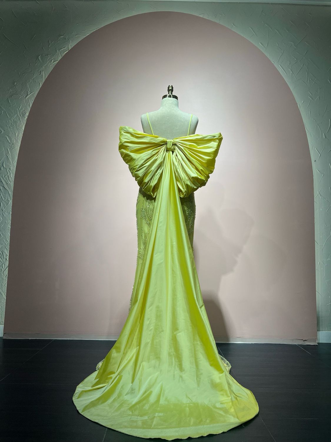 SOLÉ GOWN