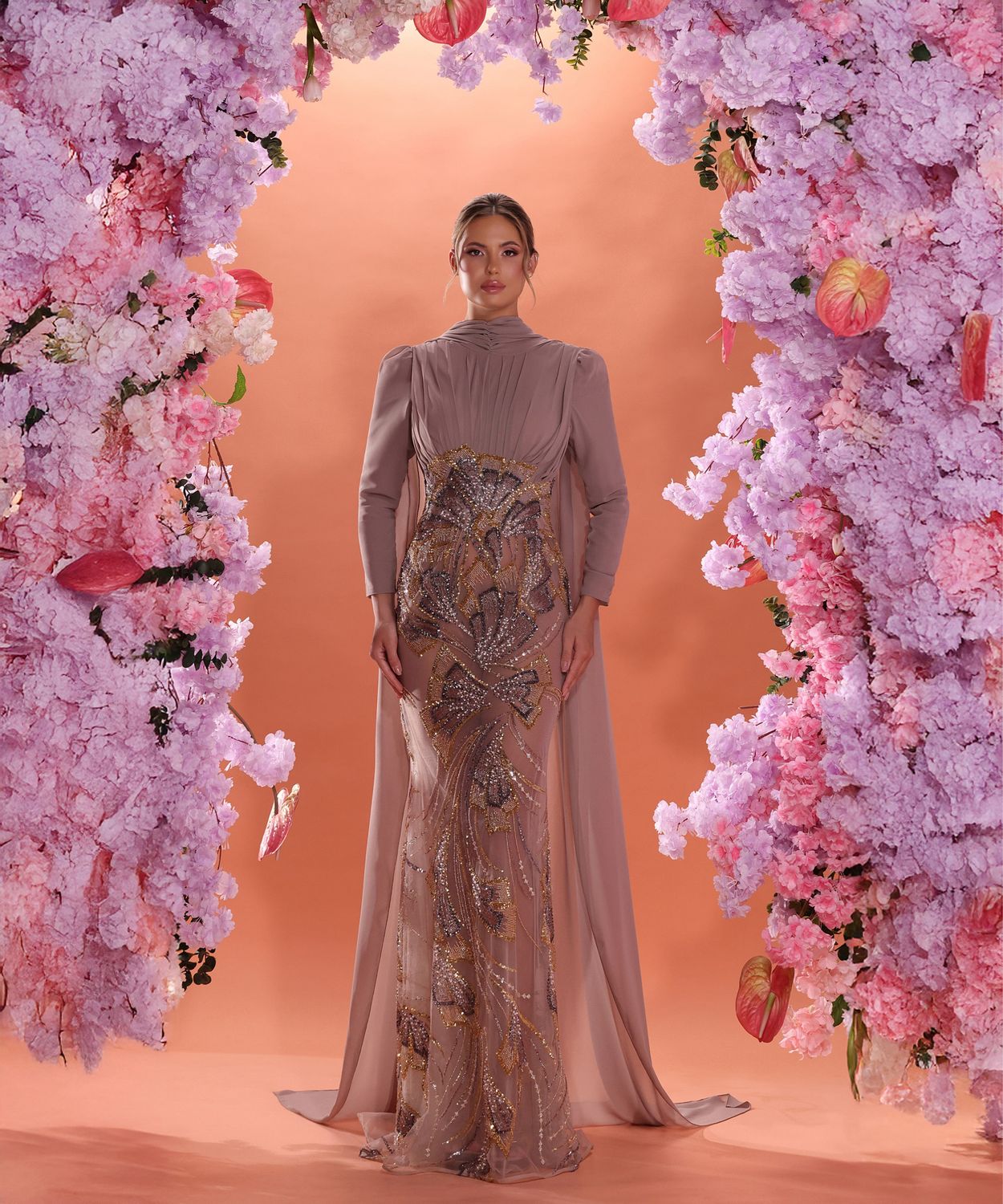 HIGH NECK TAUPER BRONZE