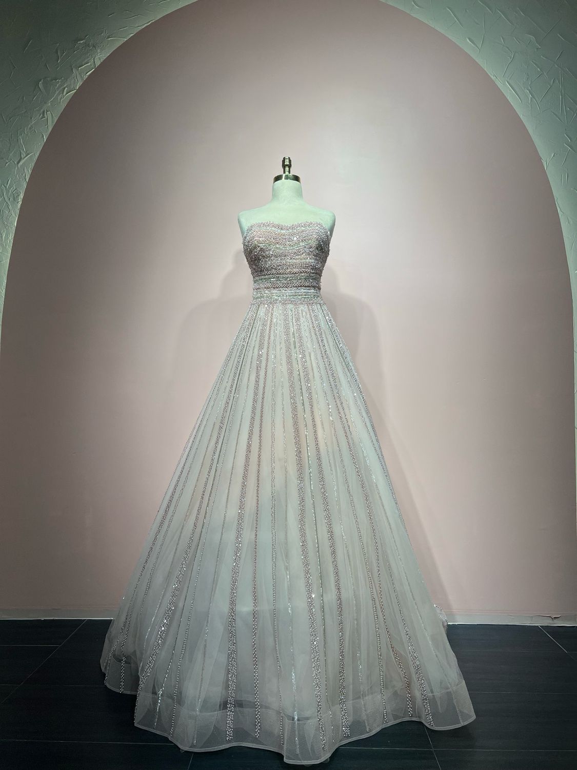 Vestido corte a rosado talla 12