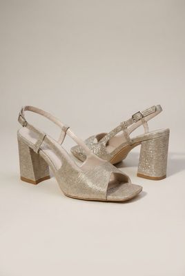 LOW GOLD HEELS