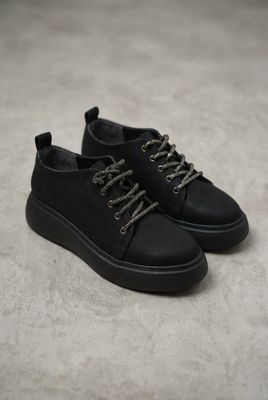BLACK PLATFORM