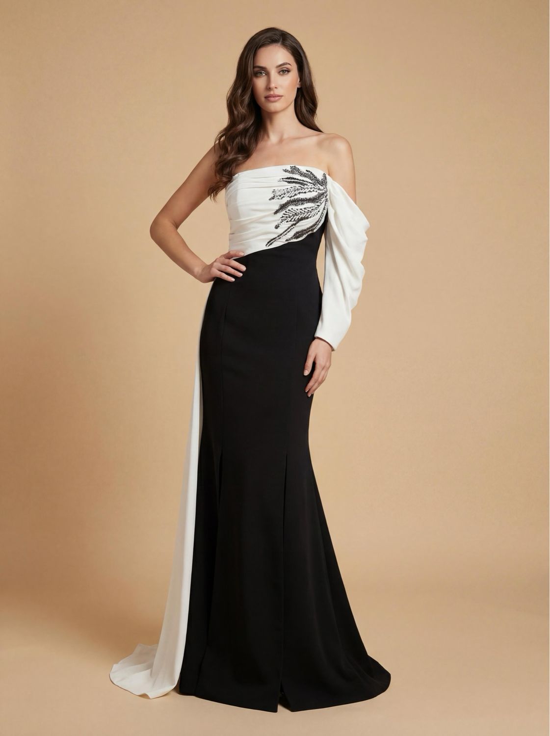 B&amp;W GOWN
