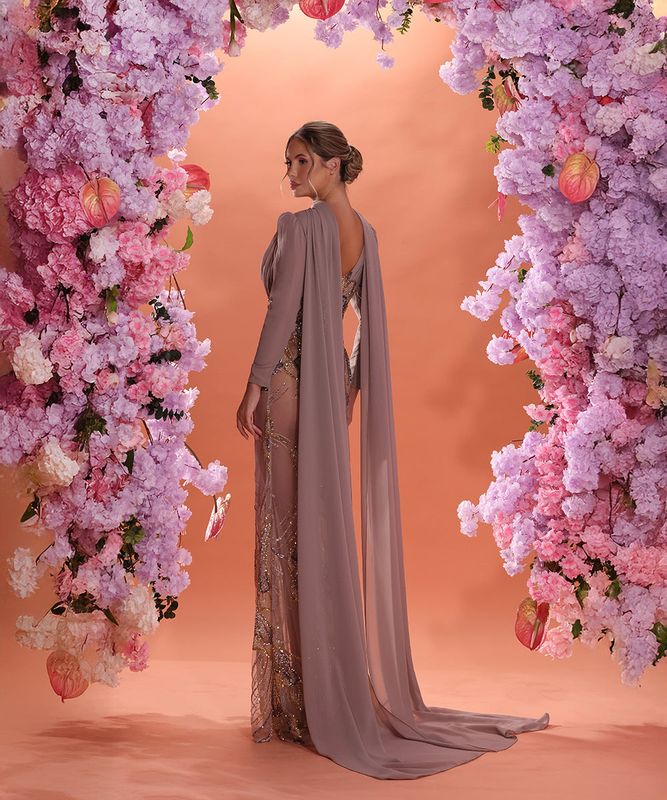 HIGH NECK TAUPER BRONZE