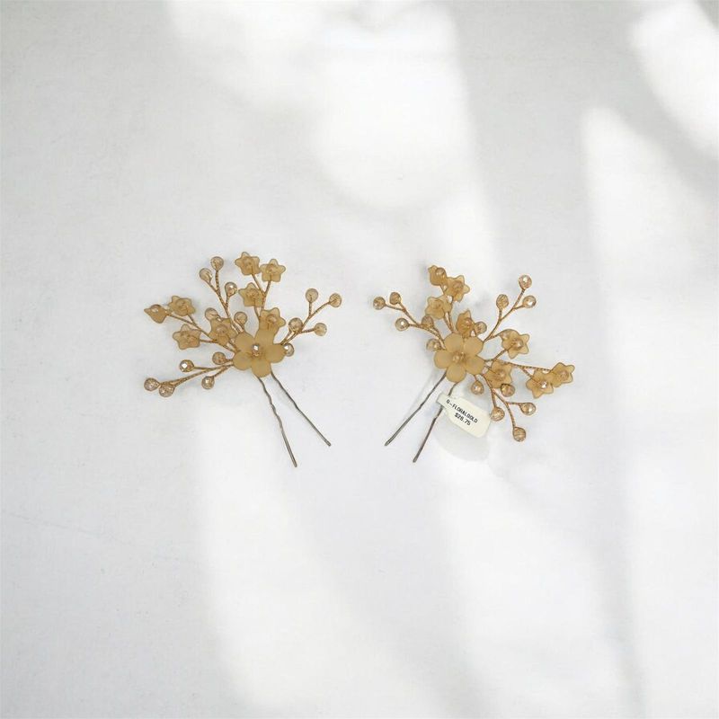 Juego de peinetas,  D1- Doradas