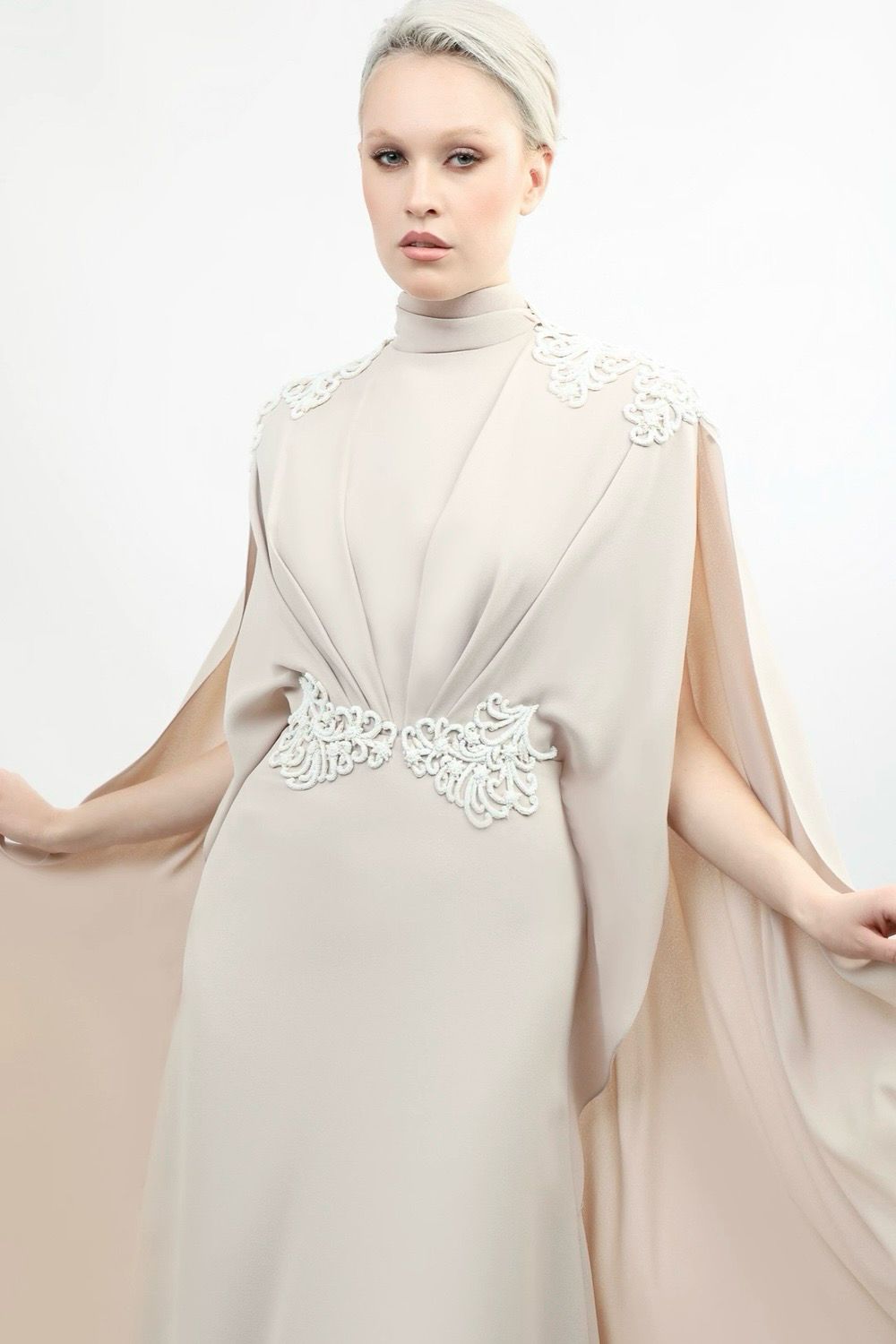 SAND MINIMALIST CAPE