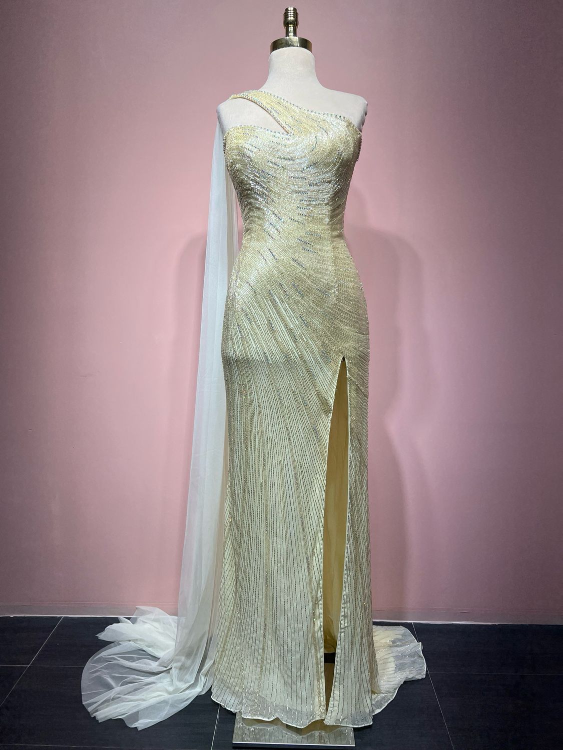 LIGHT YELLOW