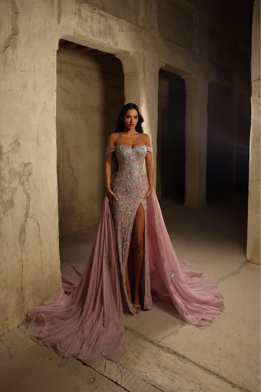 DUSTY PINK