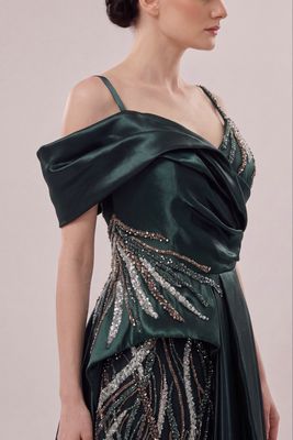 FOREST GREEN
