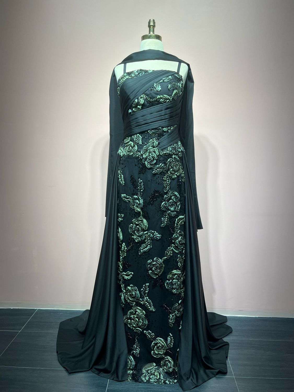 BLACK AND DARK GREEN